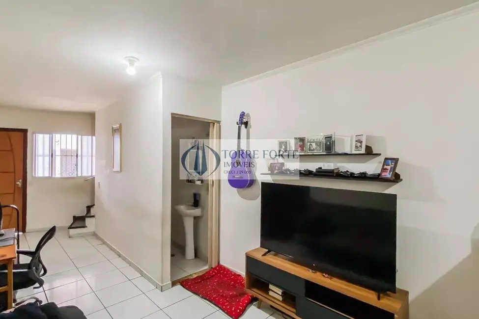 Foto 3 de Casa com 2 quartos à venda, 75m2 em Vila Araguaia, São Paulo - SP