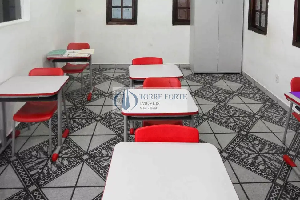 Foto 8 de Casa à venda, 500m2 em Vila Antonieta, São Paulo - SP