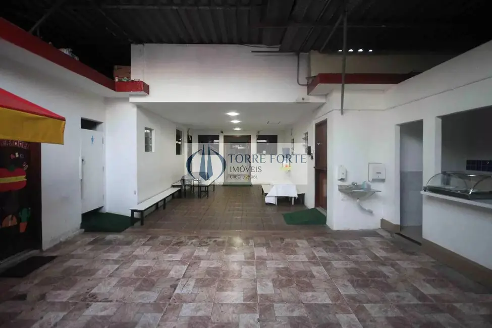 Foto 3 de Casa à venda, 500m2 em Vila Antonieta, São Paulo - SP