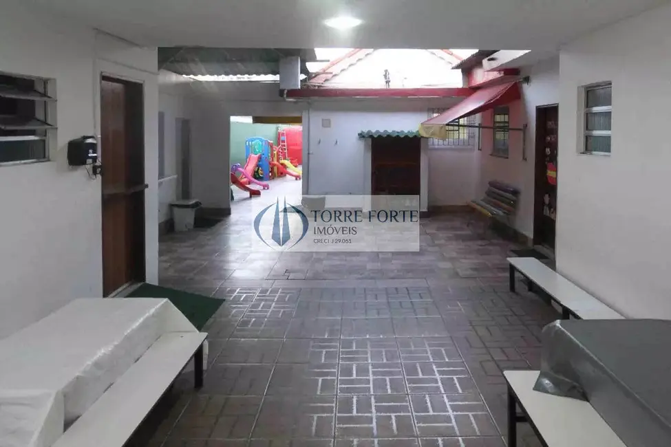 Foto 4 de Casa à venda, 500m2 em Vila Antonieta, São Paulo - SP