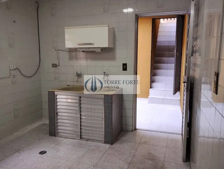 Foto 8 de Sobrado com 3 quartos à venda, 302m2 em Vila Carrão, São Paulo - SP