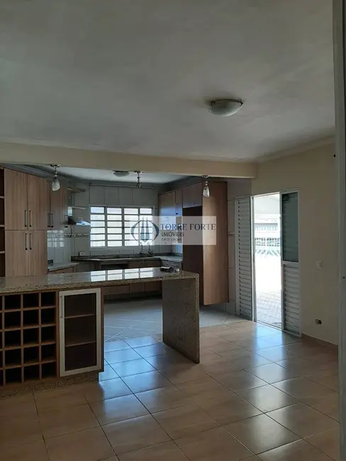 Foto 1 de Casa com 4 quartos à venda, 94m2 em Centro, Diadema - SP