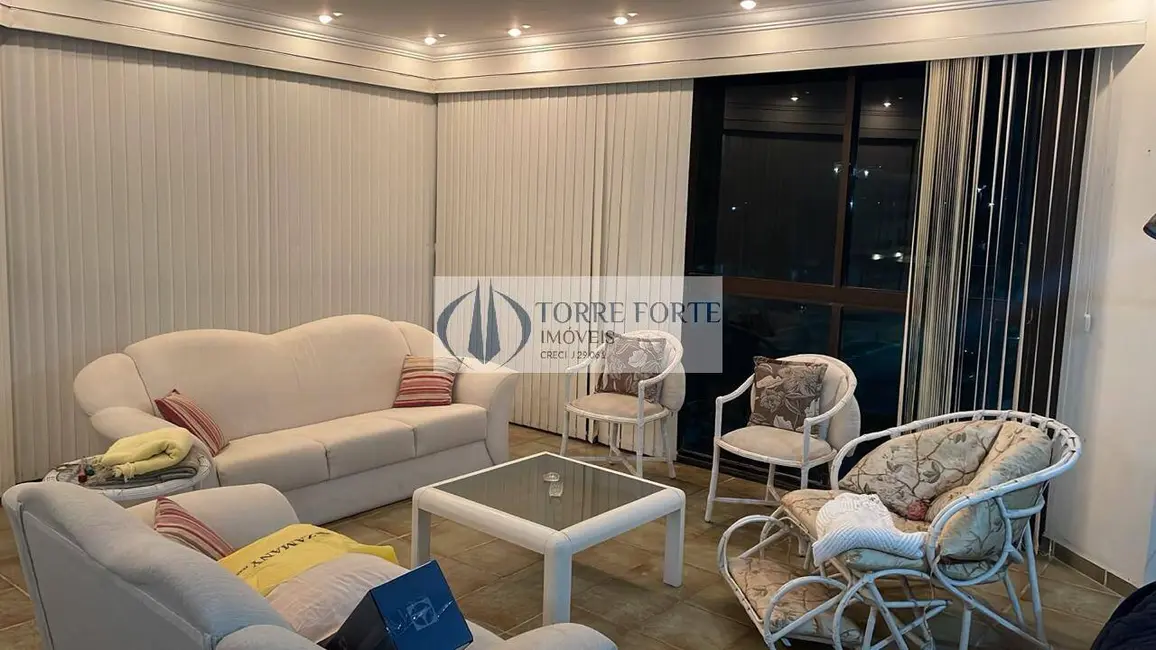 Foto 3 de Apartamento com 4 quartos à venda, 138m2 em Balneario Praia do Perequê, Guaruja - SP