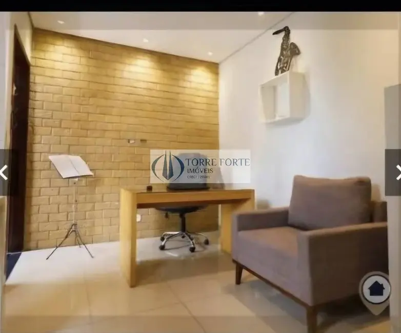 Foto 5 de Casa com 4 quartos à venda, 230m2 em Parque Continental II, Guarulhos - SP