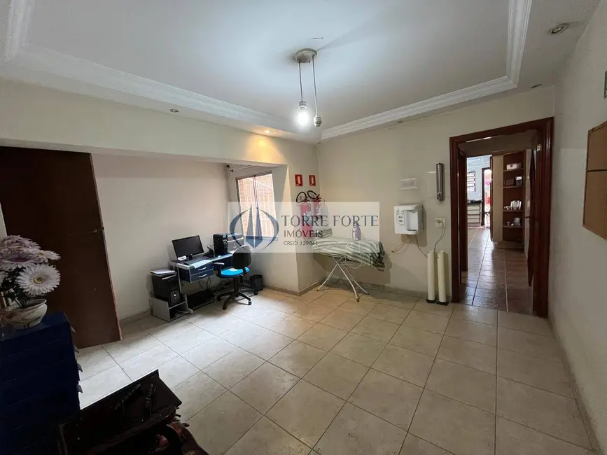 Foto 2 de Casa com 4 quartos à venda, 400m2 em Saúde, São Paulo - SP