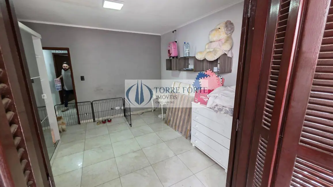 Foto 2 de Casa com 2 quartos à venda, 110m2 em Vila Carrão, São Paulo - SP