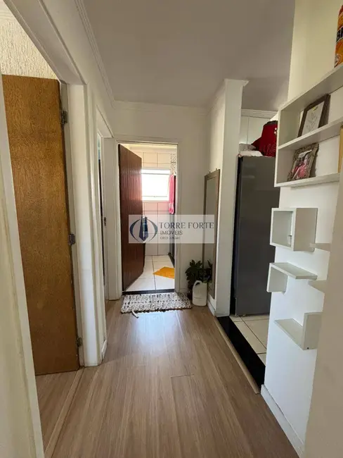 Foto 5 de Apartamento com 2 quartos à venda, 48m2 em Jardim Débora, Poa - SP