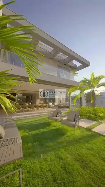 Foto 9 de Casa com 8 quartos à venda, 1800m2 em Tamboré, Santana De Parnaiba - SP