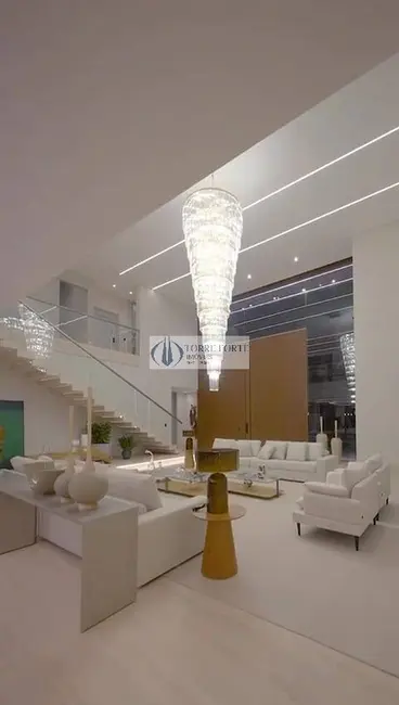 Foto 5 de Casa com 8 quartos à venda, 1800m2 em Tamboré, Santana De Parnaiba - SP