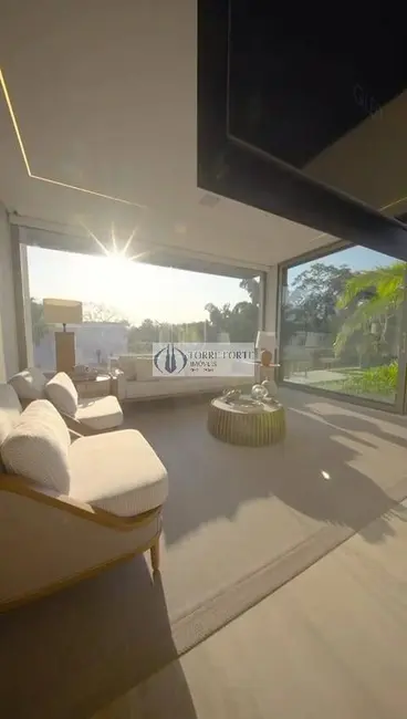 Foto 7 de Casa com 8 quartos à venda, 1800m2 em Tamboré, Santana De Parnaiba - SP