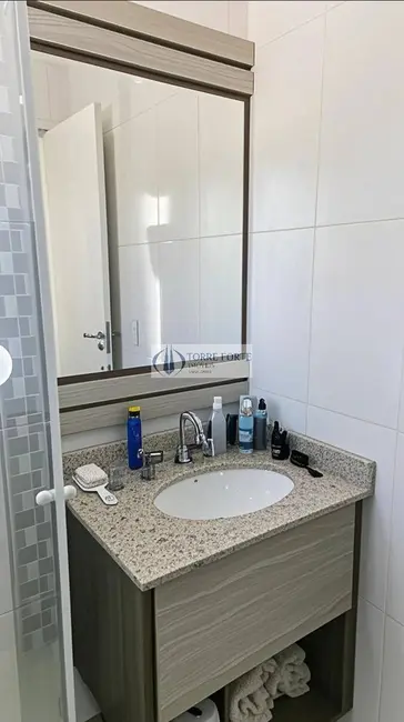 Foto 9 de Casa com 2 quartos à venda, 66m2 em Vila Nivi, São Paulo - SP