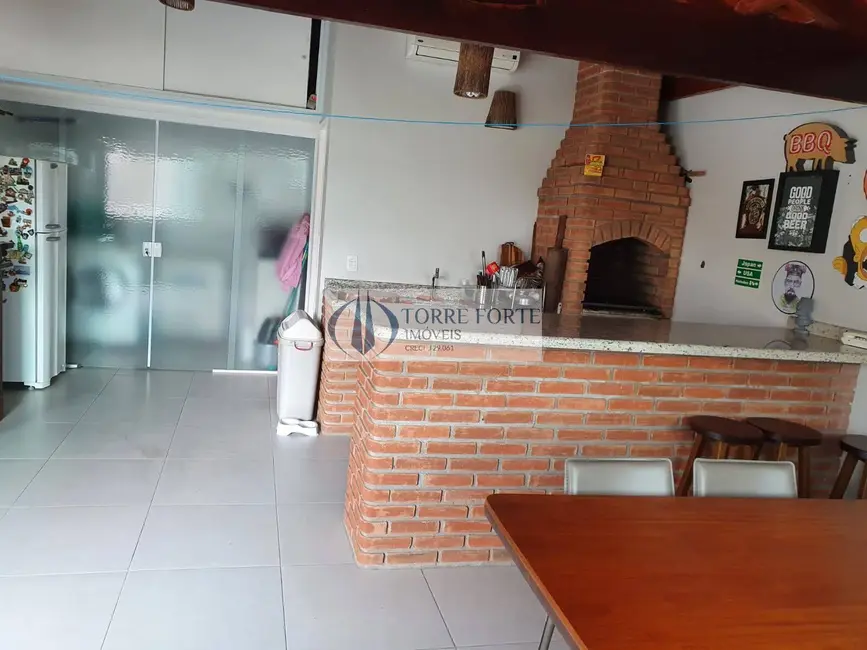 Foto 1 de Casa com 2 quartos à venda, 137m2 em Vila Carrão, São Paulo - SP