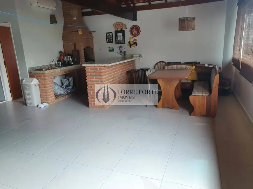 Foto 6 de Casa com 2 quartos à venda, 137m2 em Vila Carrão, São Paulo - SP