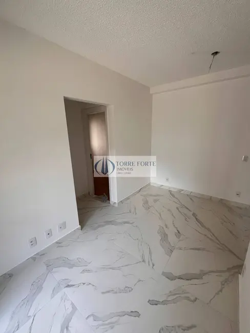 Foto 2 de Apartamento com 2 quartos à venda, 42m2 em Canindé, São Paulo - SP