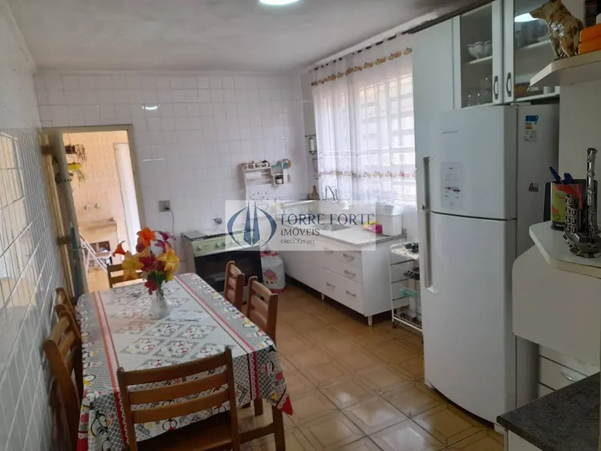 Foto 2 de Casa com 2 quartos à venda, 124m2 em Chácara Mafalda, São Paulo - SP