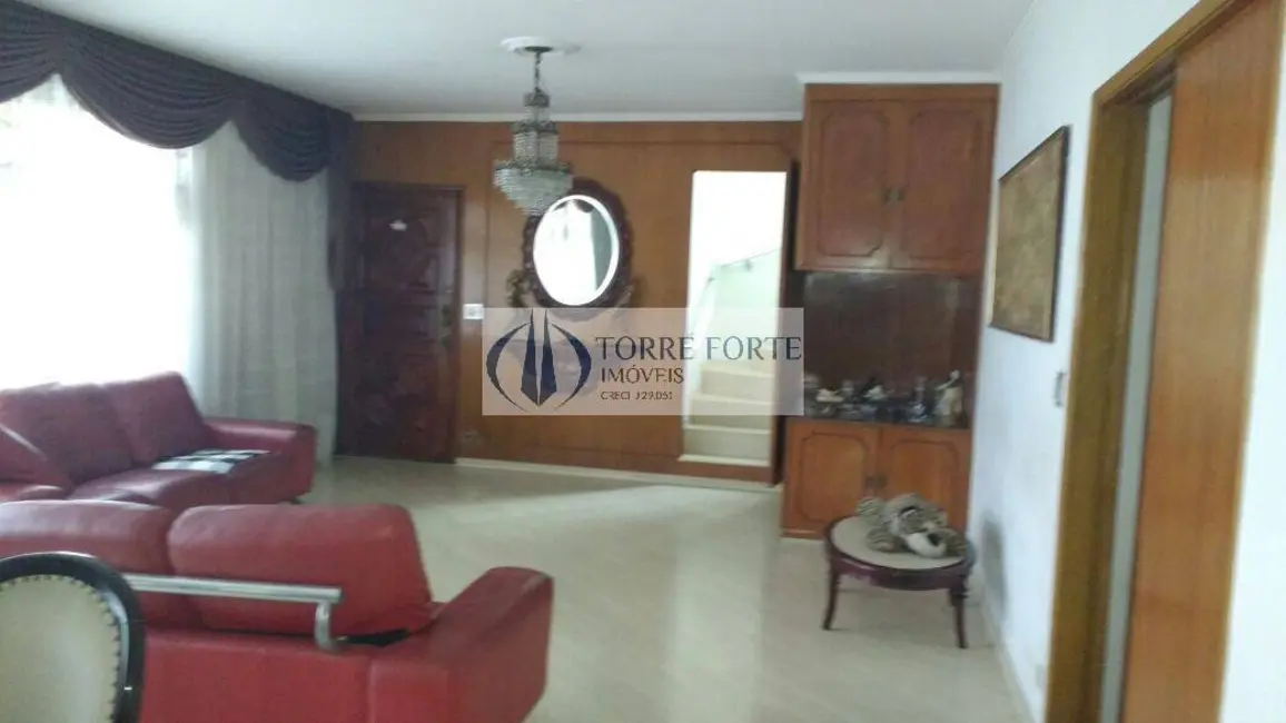 Sobrado com 4 quartos à venda, 360m2 em Vila Moinho Velho, São Paulo - SP - imagem 5 Foto 5 de Sobrado com 4 quartos à venda, 360m2 em Vila Moinho Velho, São Paulo - SP