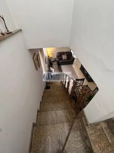 Foto 8 de Casa com 3 quartos à venda, 250m2 em Jardim Textil, São Paulo - SP