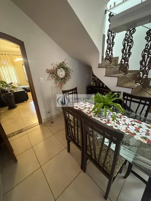 Foto 3 de Casa com 3 quartos à venda, 250m2 em Jardim Textil, São Paulo - SP