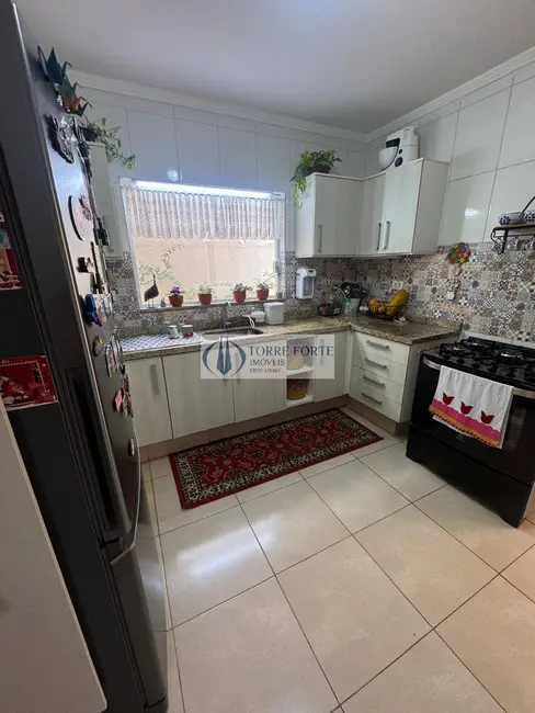 Foto 2 de Casa com 3 quartos à venda, 250m2 em Jardim Textil, São Paulo - SP