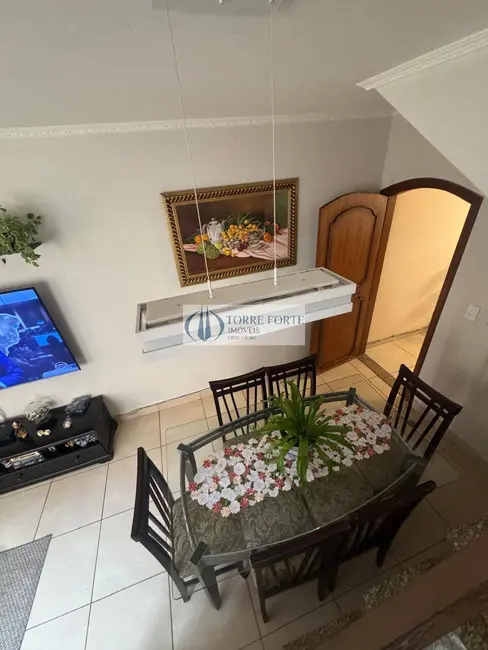 Foto 4 de Casa com 3 quartos à venda, 250m2 em Jardim Textil, São Paulo - SP