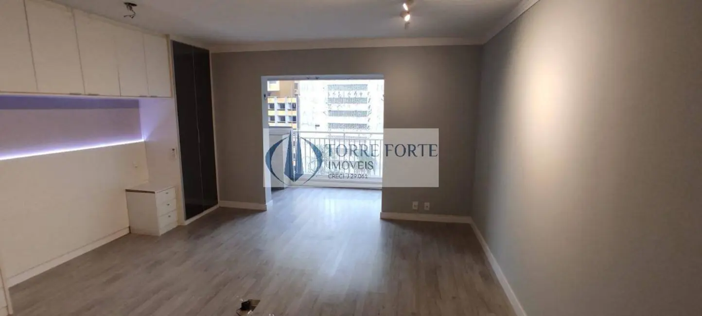 Apartamento com 1 quarto à venda, 42m2 em Centro, São Paulo - SP - imagem 2 Foto 2 de Apartamento com 1 quarto à venda, 42m2 em Centro, São Paulo - SP