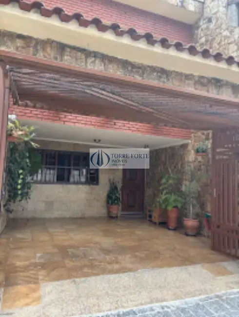 Foto 2 de Sobrado com 3 quartos à venda, 178m2 em Parque Tomas Saraiva, São Paulo - SP