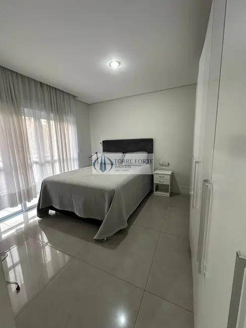 Foto 4 de Casa com 3 quartos à venda, 236m2 em Parque Savoy City, São Paulo - SP