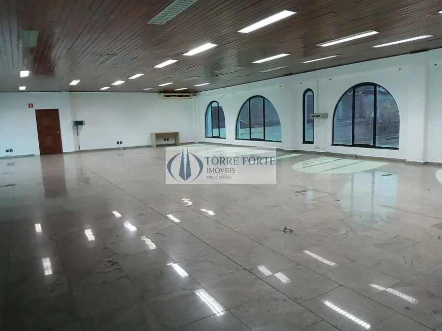 Foto 1 de Sala Comercial para alugar, 1250m2 em Jardim Everest, São Paulo - SP