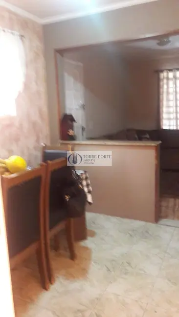 Foto 3 de Casa com 5 quartos à venda, 150m2 em Parque São Lucas, São Paulo - SP