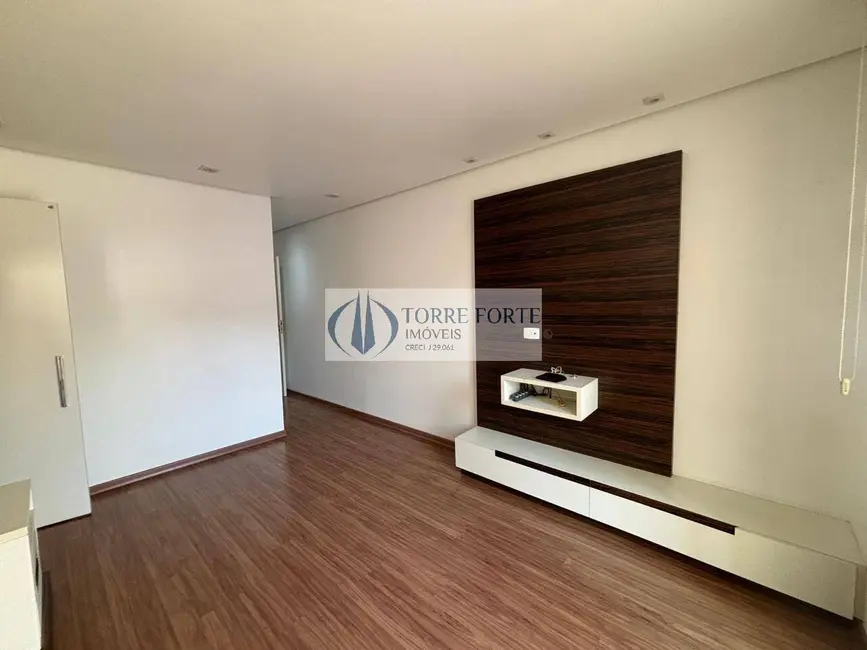 Foto 5 de Casa com 3 quartos à venda, 225m2 em Vila Londrina, São Paulo - SP