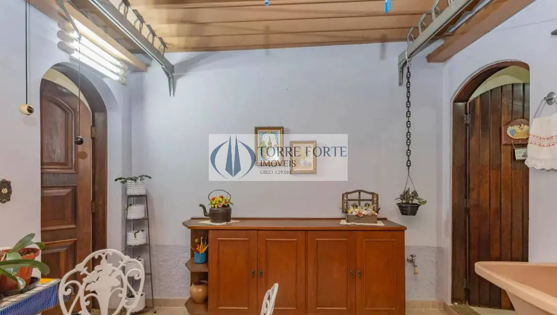 Foto 2 de Casa com 2 quartos à venda, 117m2 em Vila Gumercindo, São Paulo - SP