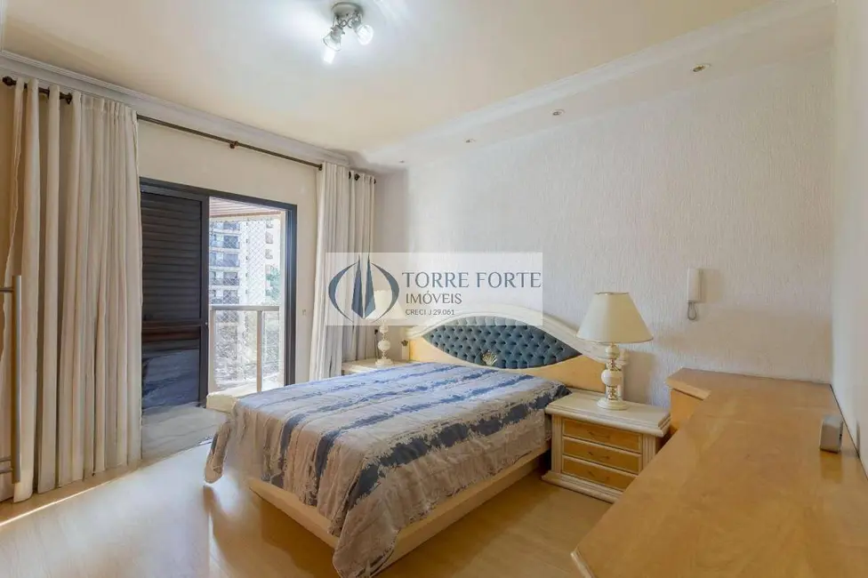 Foto 8 de Apartamento com 3 quartos à venda, 135m2 em Tatuapé, São Paulo - SP