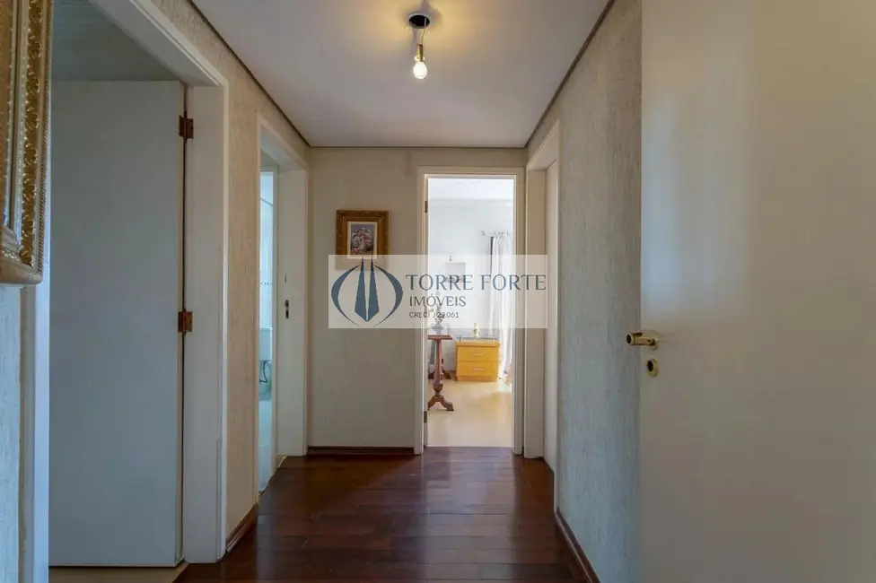 Foto 4 de Apartamento com 3 quartos à venda, 135m2 em Tatuapé, São Paulo - SP