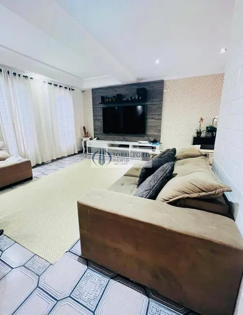 Foto 2 de Casa com 3 quartos à venda e para alugar, 286m2 em Vila Nova, São Paulo - SP