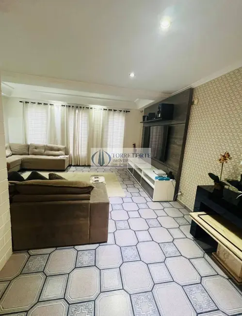 Foto 1 de Casa com 3 quartos à venda e para alugar, 286m2 em Vila Nova, São Paulo - SP