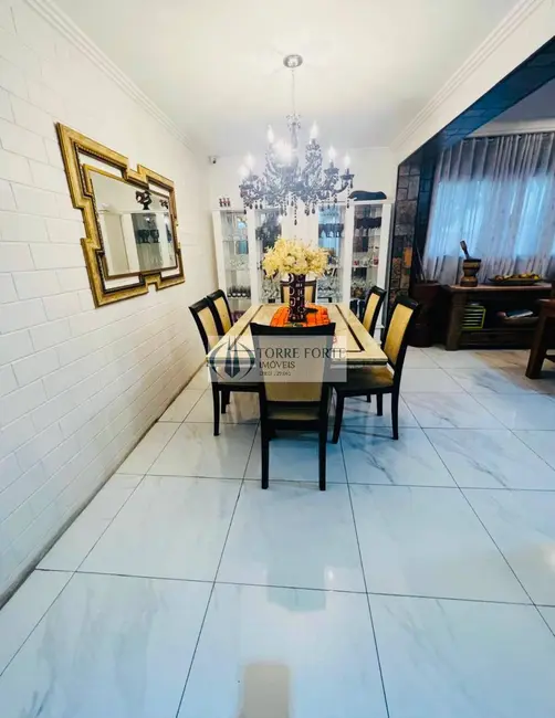 Foto 6 de Casa com 3 quartos à venda e para alugar, 286m2 em Vila Nova, São Paulo - SP