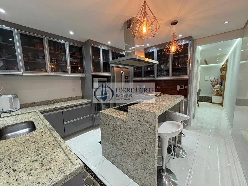 Foto 1 de Casa com 4 quartos à venda, 215m2 em Vila Carrão, São Paulo - SP