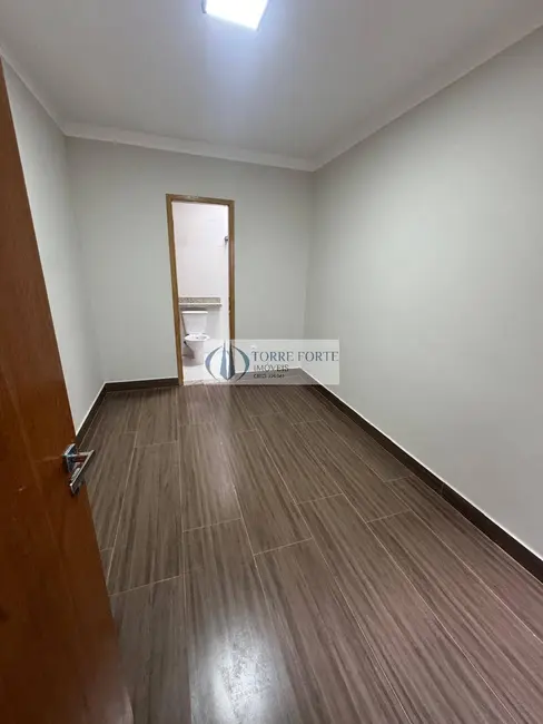 Foto 3 de Casa com 2 quartos à venda, 145m2 em Vila Carrão, São Paulo - SP
