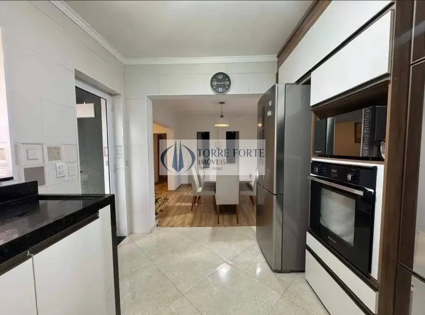Foto 2 de Casa com 4 quartos à venda, 150m2 em Itaquera, São Paulo - SP