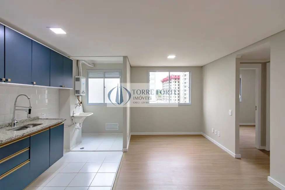 Foto 5 de Apartamento com 2 quartos à venda, 45m2 em Cambuci, São Paulo - SP