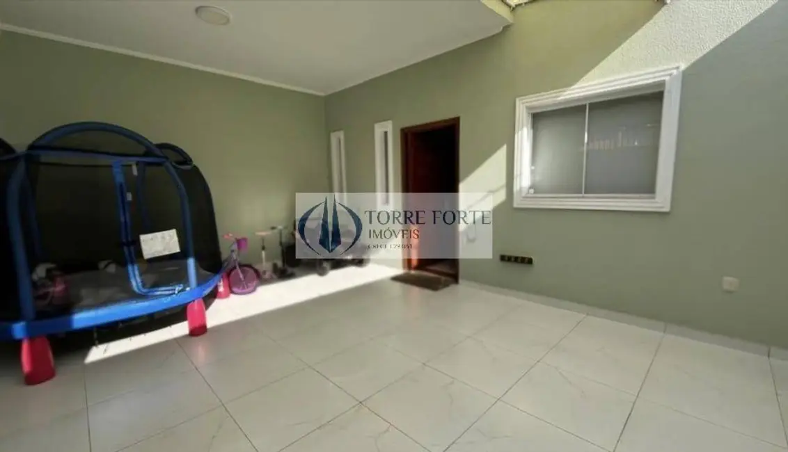 Foto 3 de Casa com 3 quartos à venda, 134m2 em Jardim Valença, Indaiatuba - SP