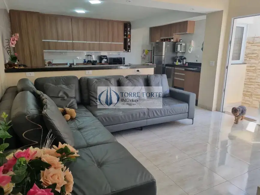 Casa com 3 quartos à venda, 215m2 em Jardim Clímax, São Paulo - SP - imagem 3 Foto 3 de Casa com 3 quartos à venda, 215m2 em Jardim Clímax, São Paulo - SP
