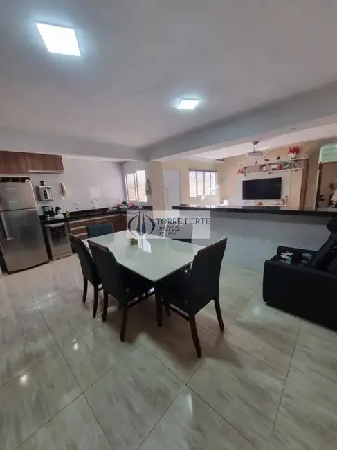 Casa com 3 quartos à venda, 215m2 em Jardim Clímax, São Paulo - SP - imagem 7 Foto 7 de Casa com 3 quartos à venda, 215m2 em Jardim Clímax, São Paulo - SP
