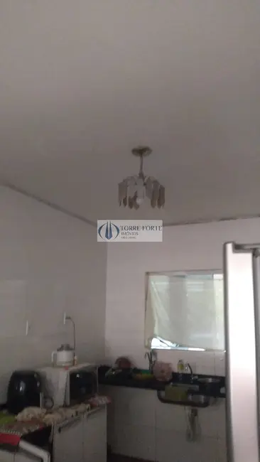 Foto 2 de Casa com 3 quartos à venda, 200m2 em Jardim Egle, São Paulo - SP