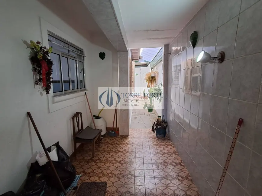 Foto 4 de Casa com 2 quartos à venda, 85m2 em Parque Tomas Saraiva, São Paulo - SP