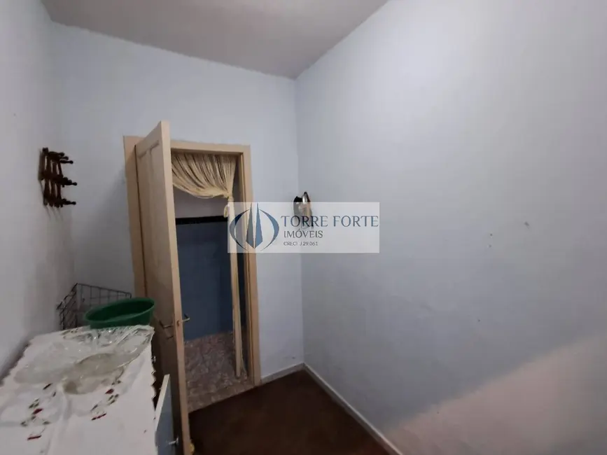 Foto 9 de Casa com 2 quartos à venda, 85m2 em Parque Tomas Saraiva, São Paulo - SP