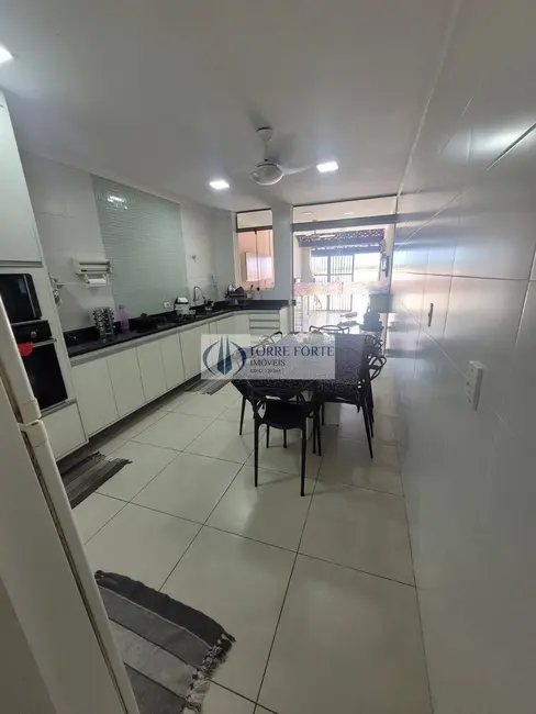 Foto 5 de Casa com 3 quartos à venda, 79m2 em Jardim Las Palmas, Guaruja - SP