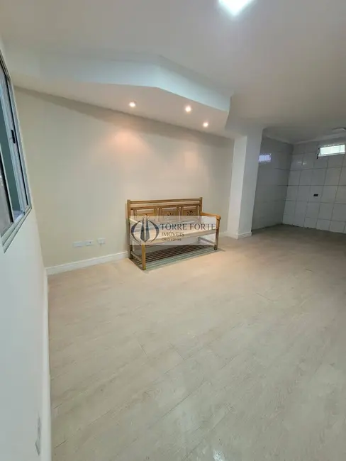 Foto 3 de Casa com 2 quartos à venda, 69m2 em Vila Curuçá, São Paulo - SP