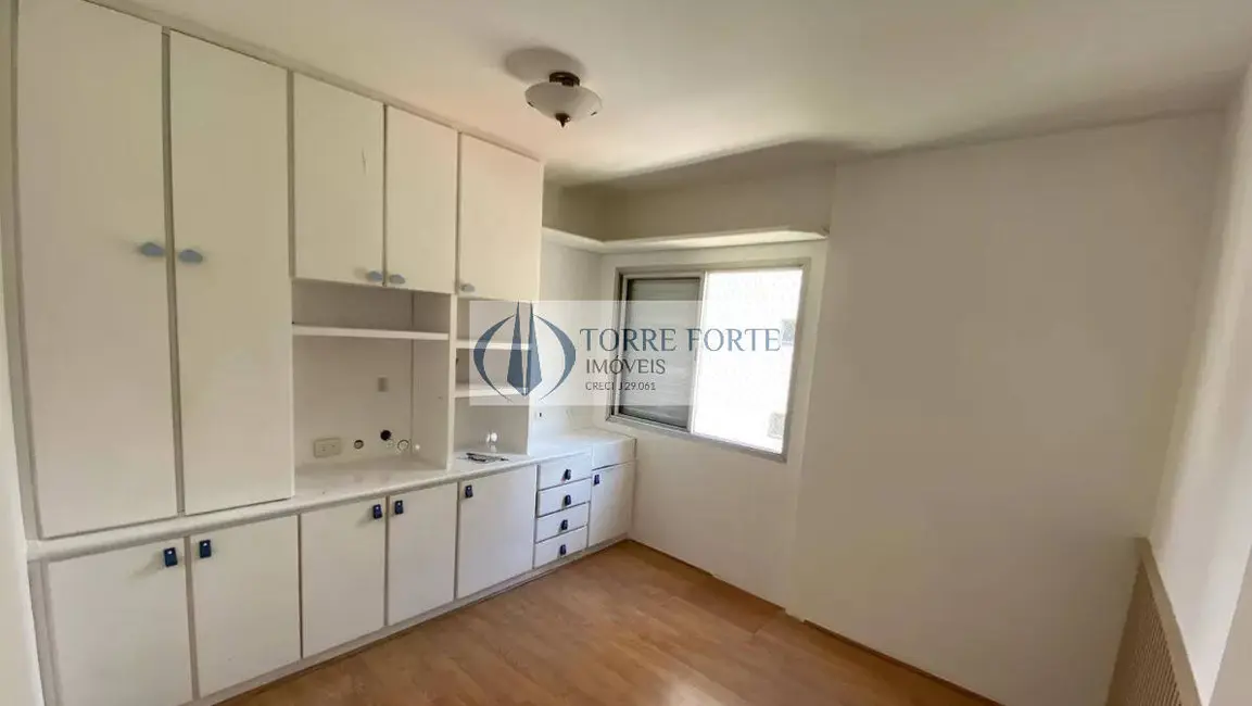 Foto 9 de Apartamento com 4 quartos à venda, 138m2 em Vila Clementino, São Paulo - SP