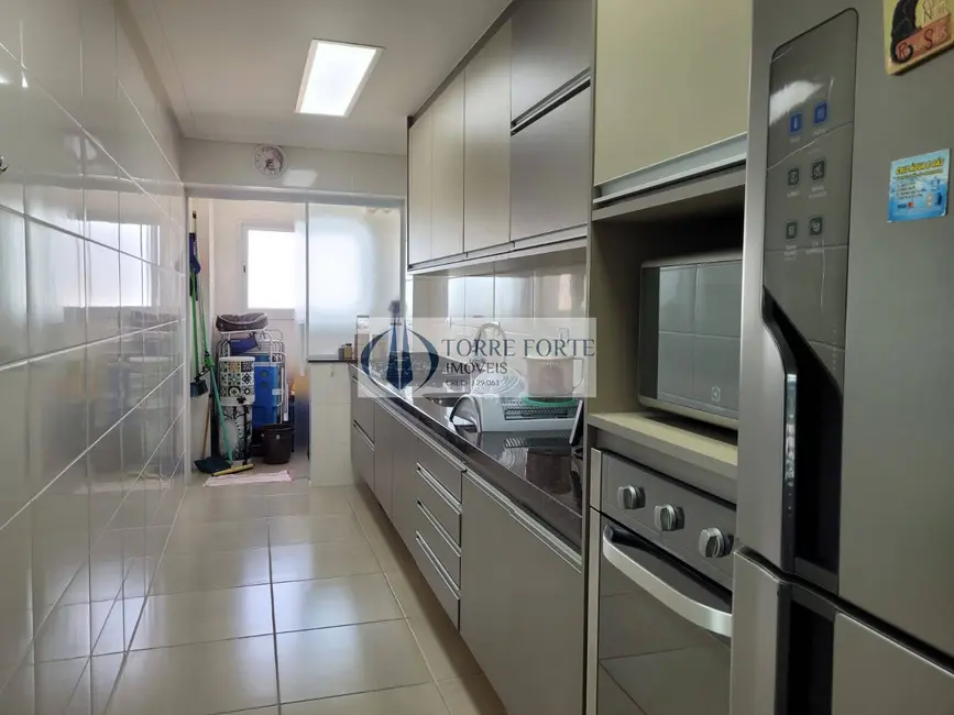 Foto 8 de Apartamento com 3 quartos à venda, 102m2 em Flórida, Praia Grande - SP
